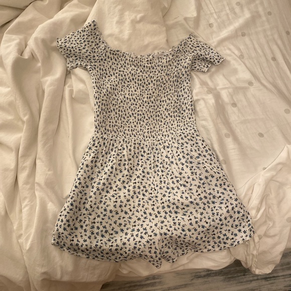 pacsun flowered romper! - Picture 2 of 2